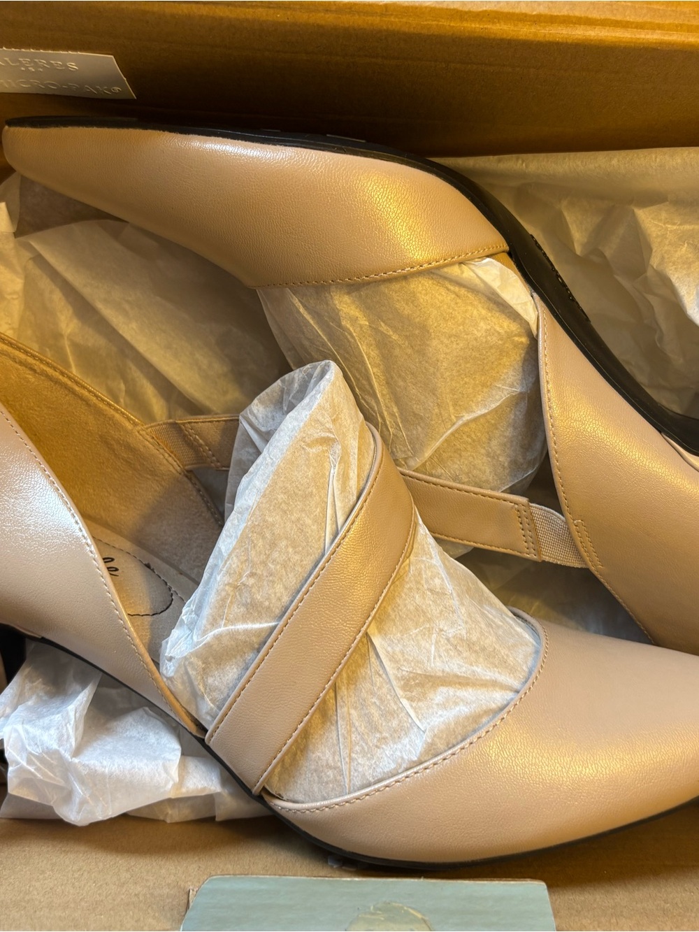 Life Stride Women's Beige Pointed-Toe Slingback Flats